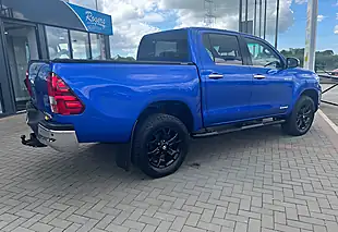 Used 2018 Toyota Hilux Invincible X Limited Edition Nebula Blue Metallic - Interior and Exterior details 8