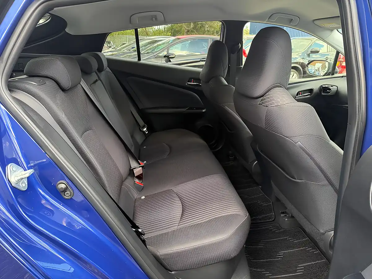 Used 2018 Toyota Prius Active Blue - Interior and Exterior details 11
