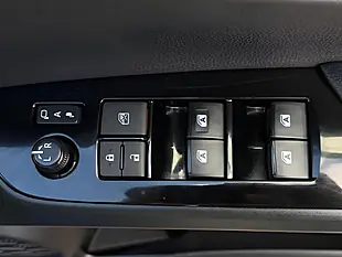 Used 2018 Toyota Prius Active Blue - Interior and Exterior details 20