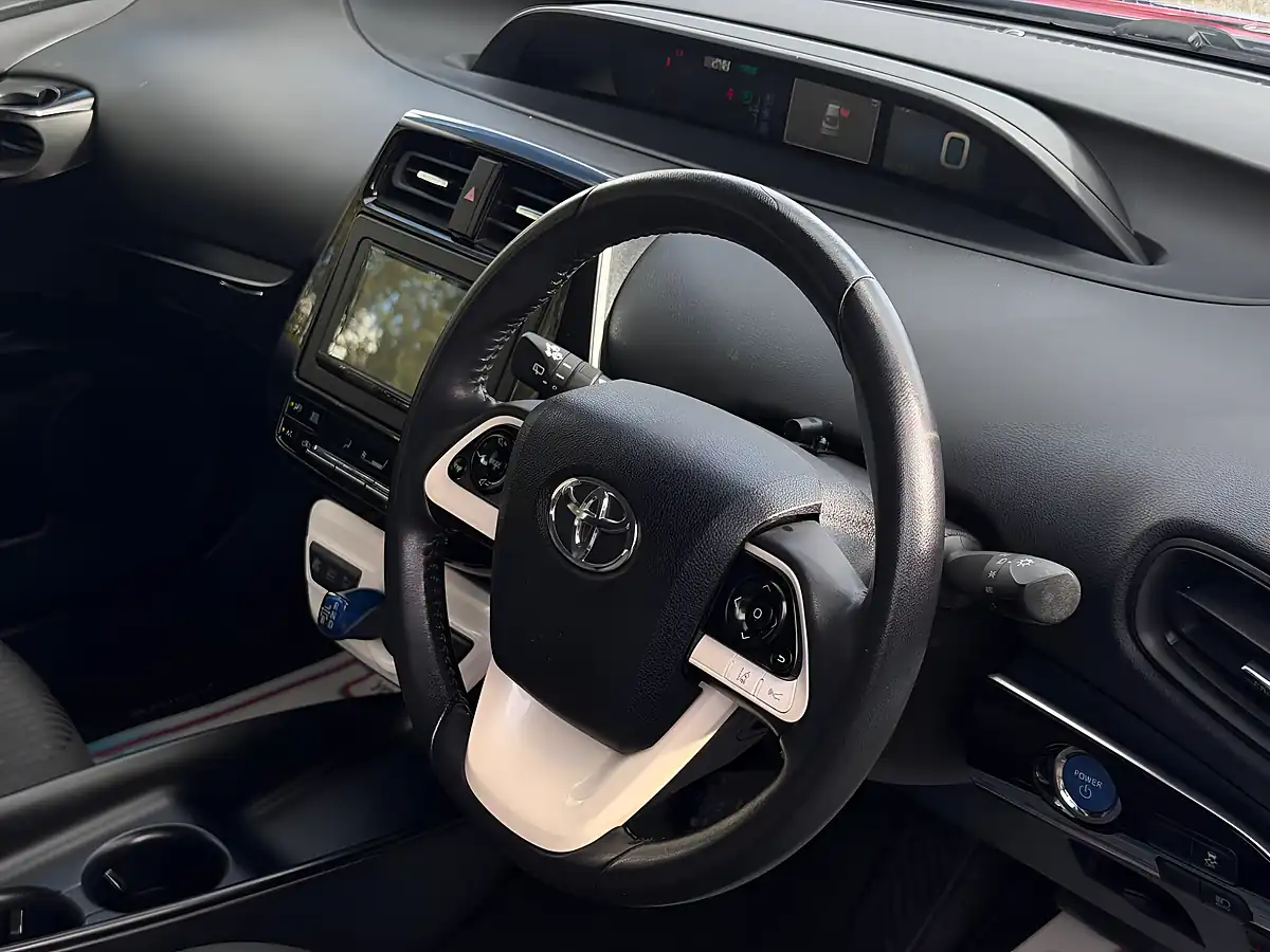 Used 2018 Toyota Prius Active Blue - Interior and Exterior details 8