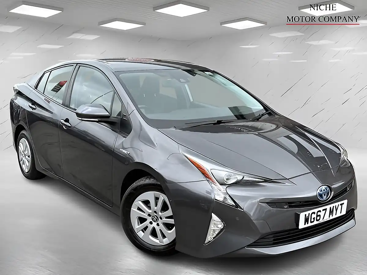 Used 2018 Toyota Prius Business Edition Plus Grey - Interior and Exterior details 6