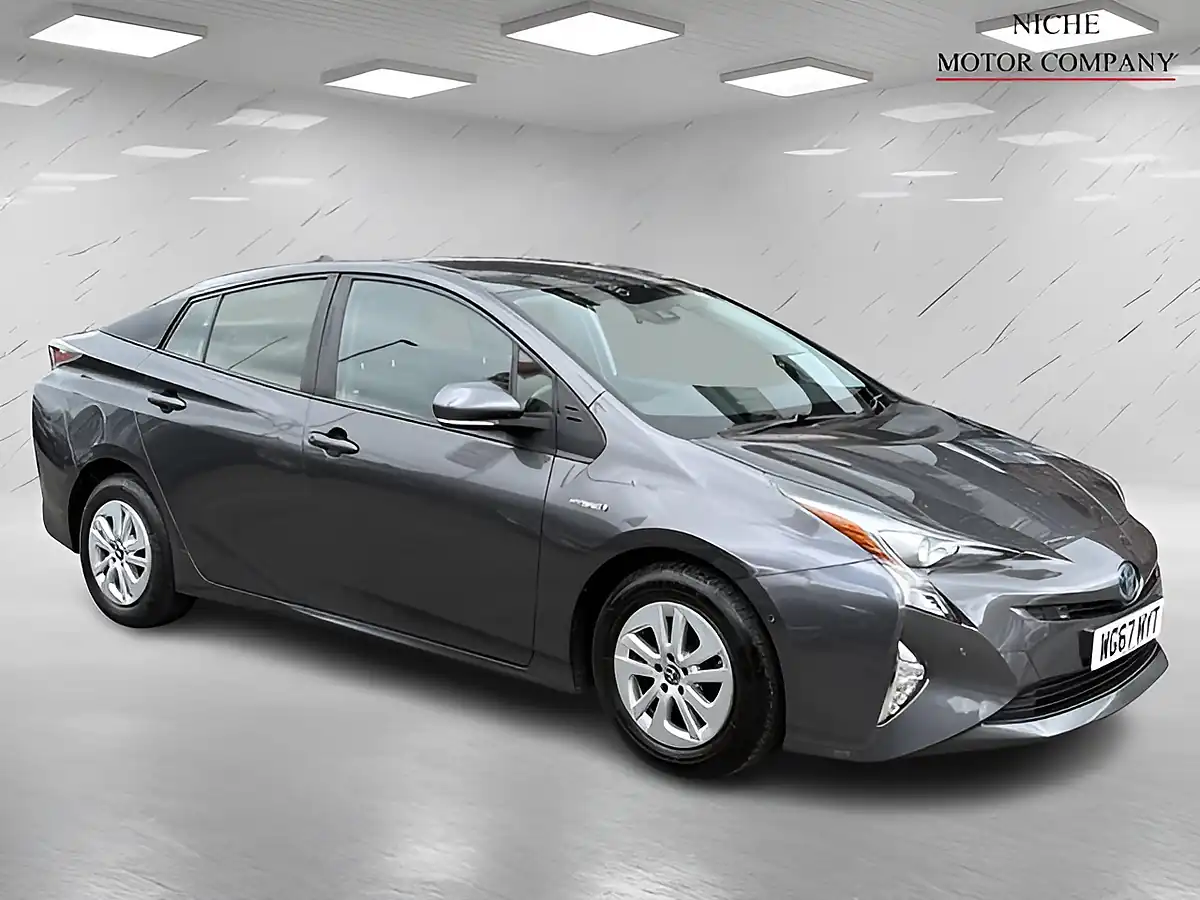Used 2018 Toyota Prius Business Edition Plus Grey - Interior and Exterior details 9