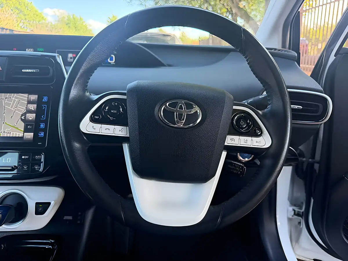 Used 2018 Toyota Prius Business Edition Plus White - Interior and Exterior details 15