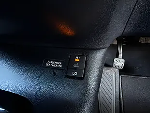 Used 2018 Toyota Prius Business Edition Plus White - Interior and Exterior details 16