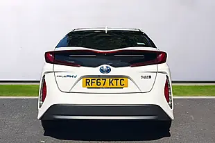 Used 2018 Toyota Prius Business Edition Plus White - Interior and Exterior details 6