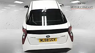 Used 2018 Toyota Prius Business Edition White - Interior and Exterior details 11