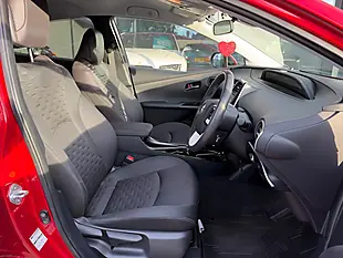 Used 2018 Toyota Prius Excel Red - Interior and Exterior details 13