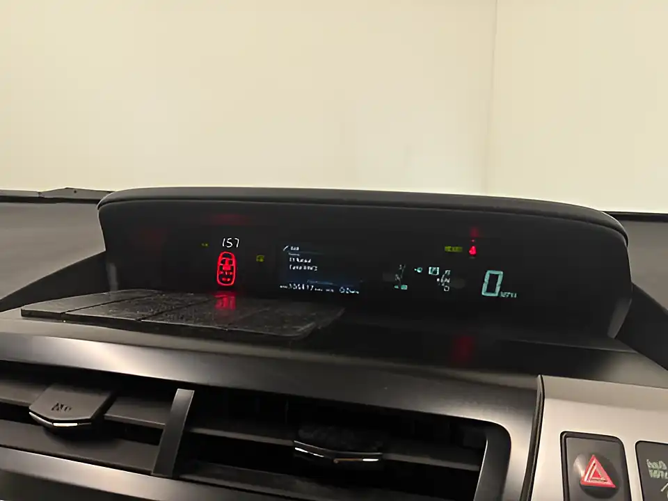Used 2018 Toyota Prius+ Icon Red - Interior and Exterior details 15