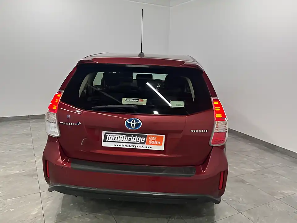 Used 2018 Toyota Prius+ Icon Red - Interior and Exterior details 7