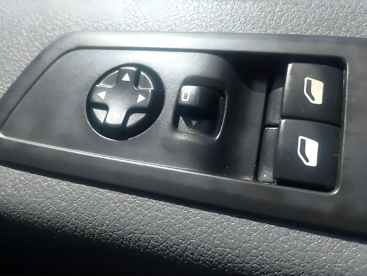 Used 2018 Toyota Proace Grey - Interior and Exterior details 16