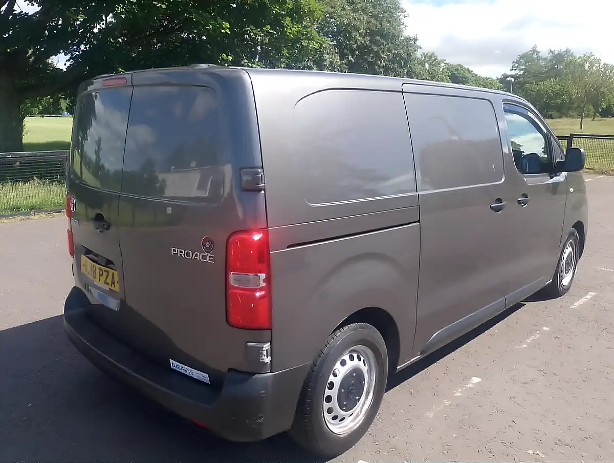 Used 2018 Toyota Proace Grey - Interior and Exterior details 7