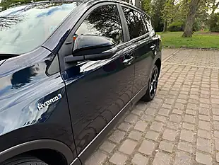 Used 2018 Toyota RAV4 Excel Blue - Interior and Exterior details 17