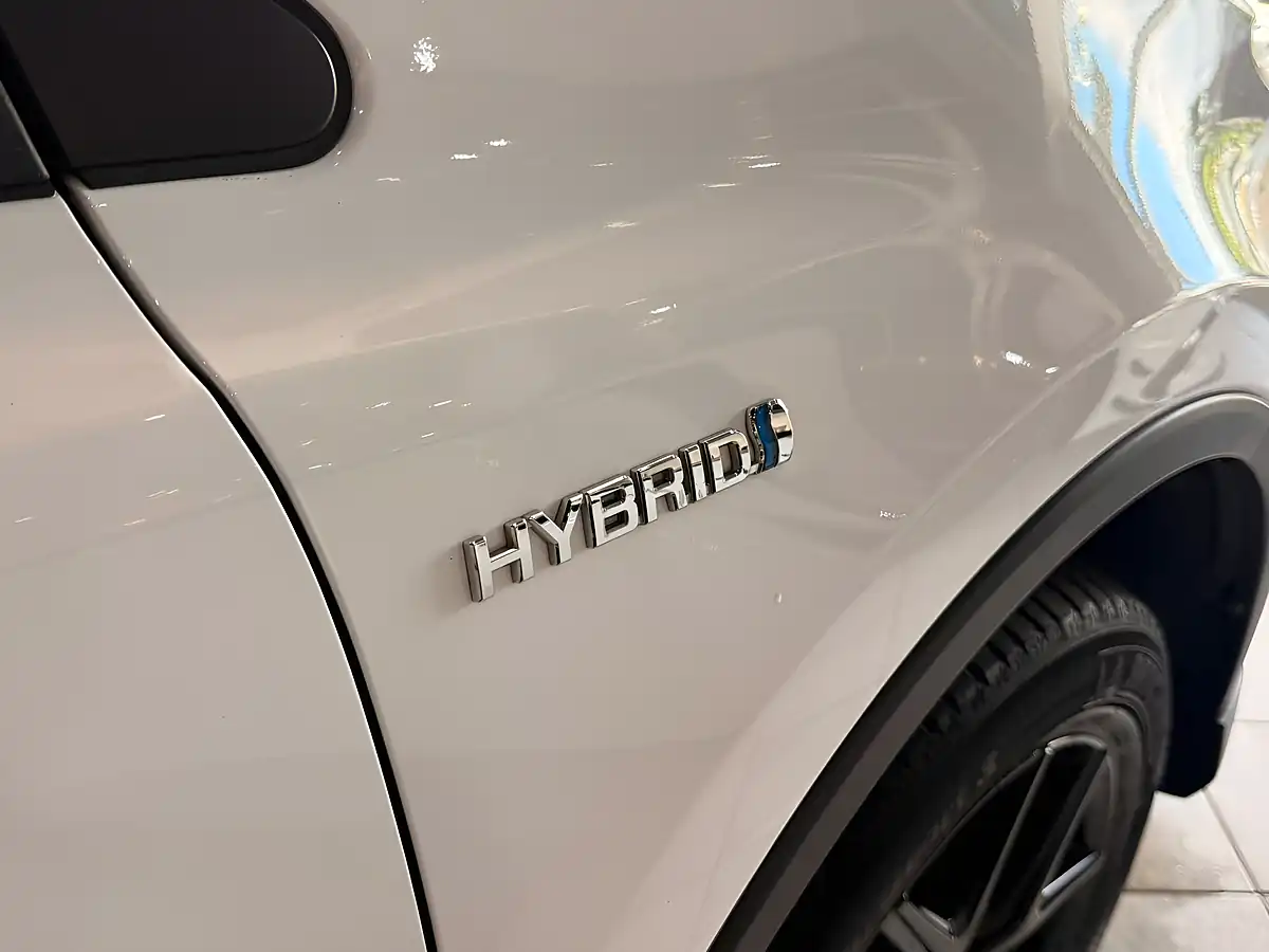Used 2018 Toyota RAV4 Excel White - Interior and Exterior details 12