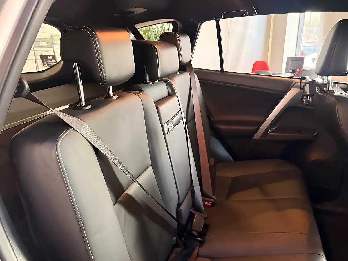 Used 2018 Toyota RAV4 Excel White - Interior and Exterior details 14