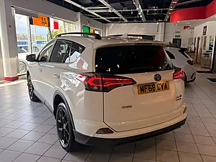 Used 2018 Toyota RAV4 Excel White - Interior and Exterior details 7
