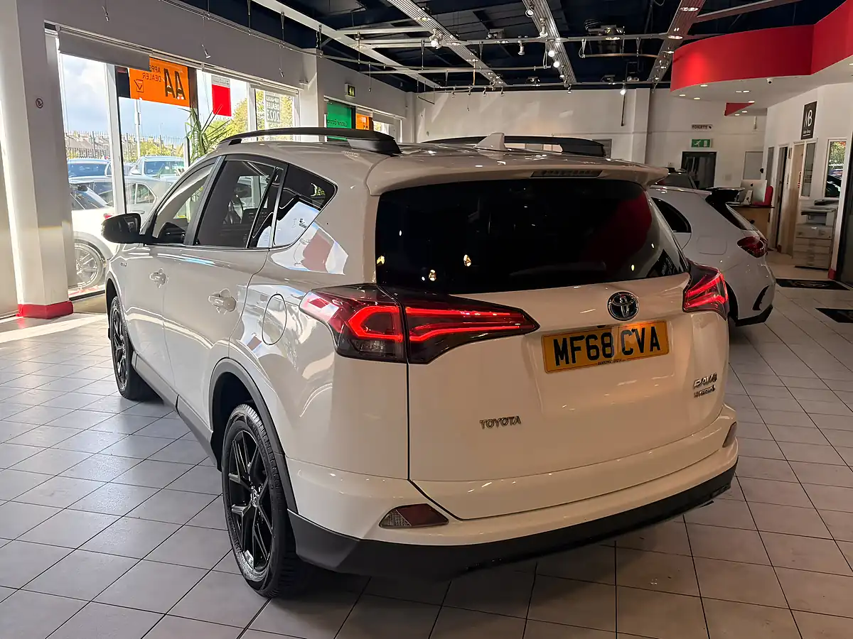 Used 2018 Toyota RAV4 Excel White - Interior and Exterior details 7