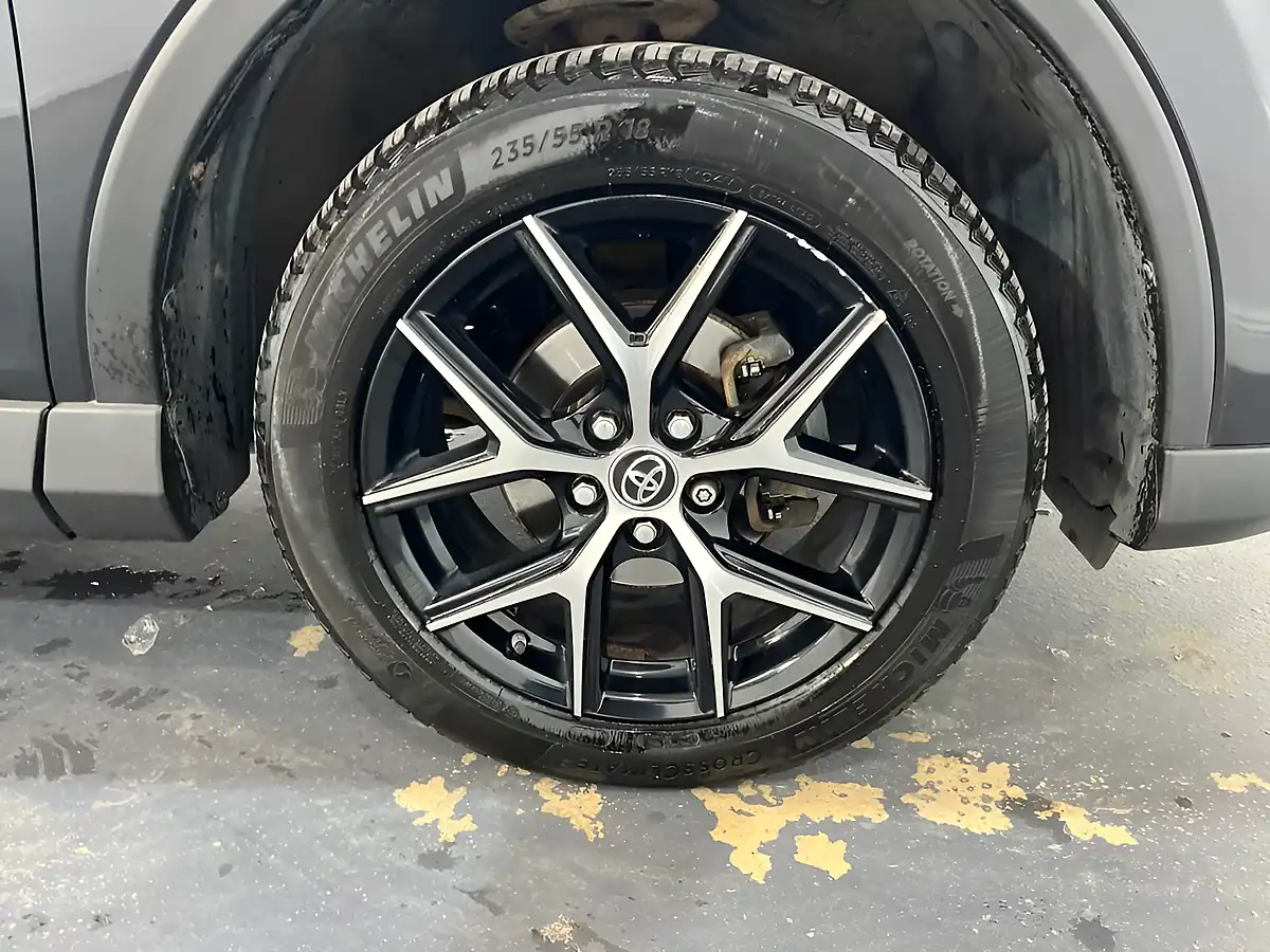 Used 2018 Toyota Rav4 Icon Black - Interior and Exterior details 7