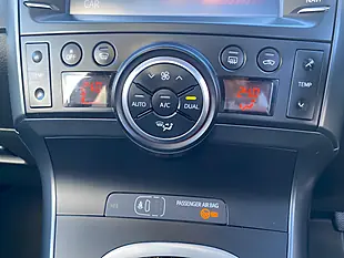 Used 2018 Toyota Verso Design Red - Interior and Exterior details 15
