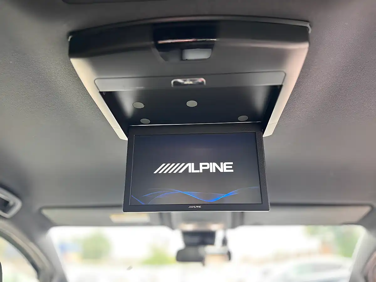 Used 2018 Toyota Voxy MPV Black - Interior and Exterior details 13