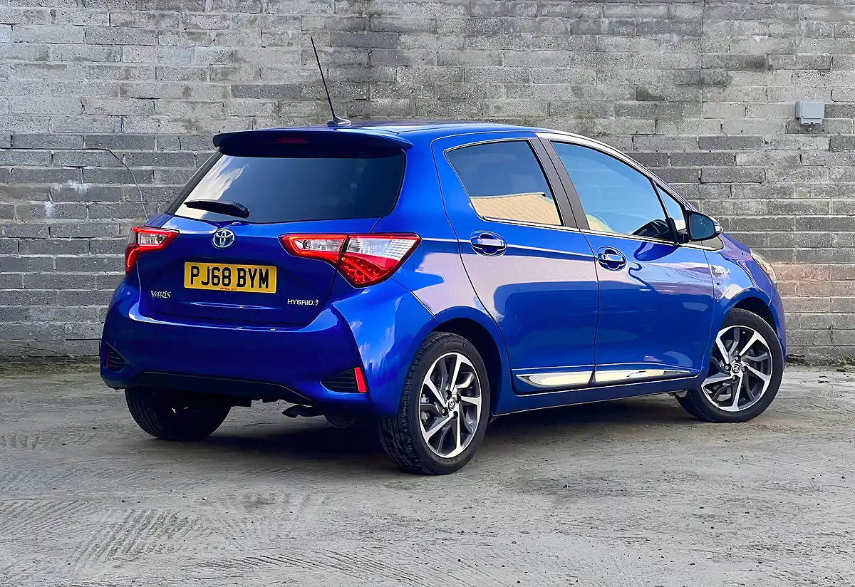 Used 2018 Toyota Yaris Excel Blue - Interior and Exterior details 3
