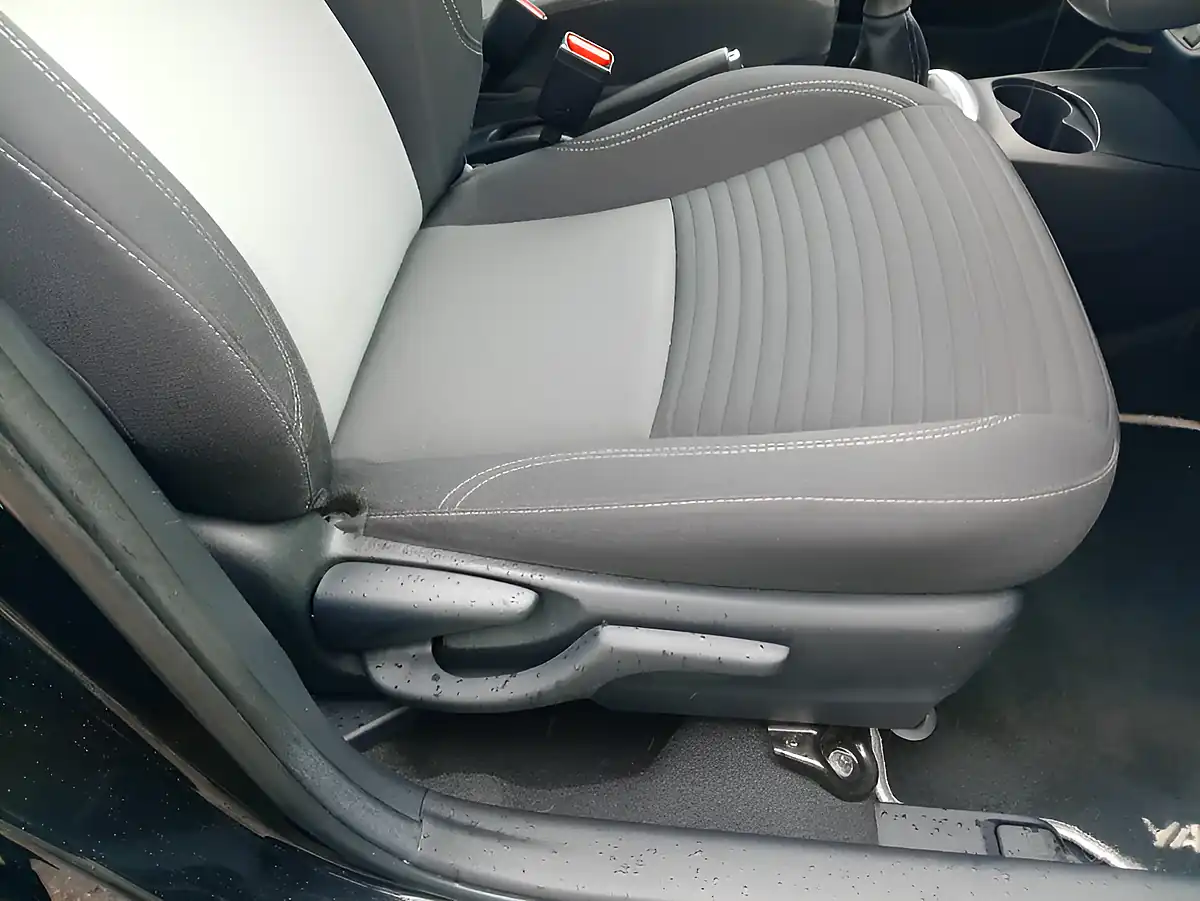 Used 2018 Toyota Yaris Icon Black - Interior and Exterior details 10