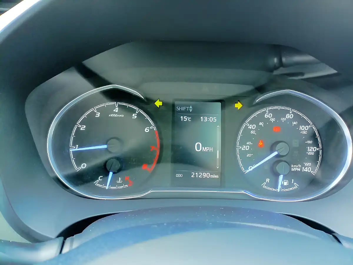 Used 2018 Toyota Yaris Icon Black - Interior and Exterior details 13