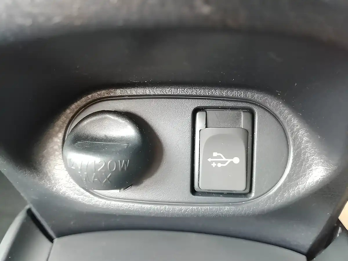 Used 2018 Toyota Yaris Icon Black - Interior and Exterior details 17