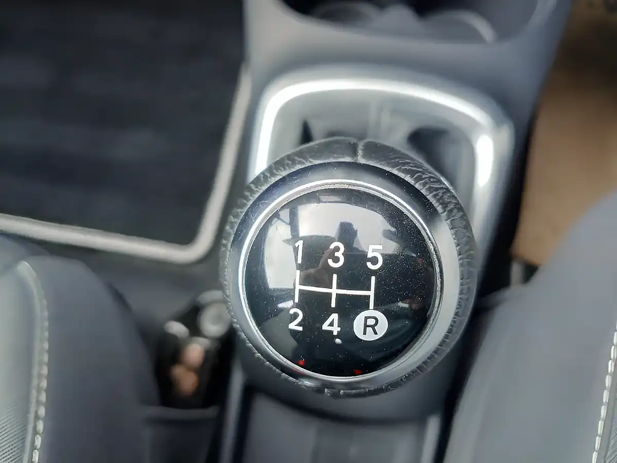 Used 2018 Toyota Yaris Icon Black - Interior and Exterior details 18