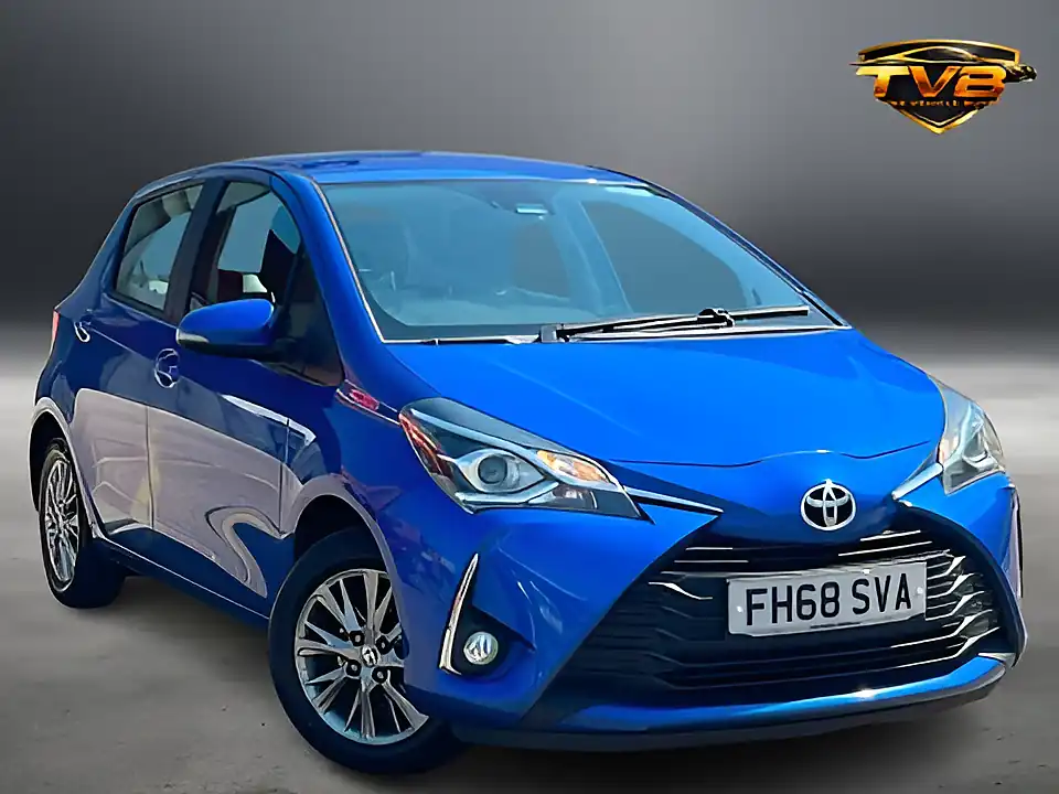 Used 2018 Toyota Yaris Icon Nebula Blue - Front View