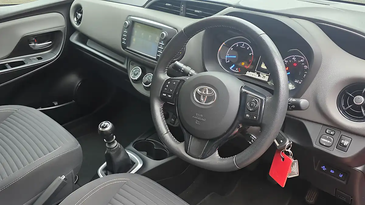 Used 2018 Toyota Yaris Icon Red - Interior and Exterior details 17