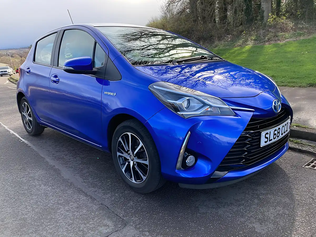 Used 2018 Toyota Yaris Icon Tech Blue - Front View