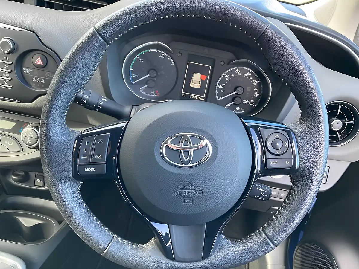 Used 2018 Toyota Yaris Icon Tech Blue - Interior and Exterior details 17