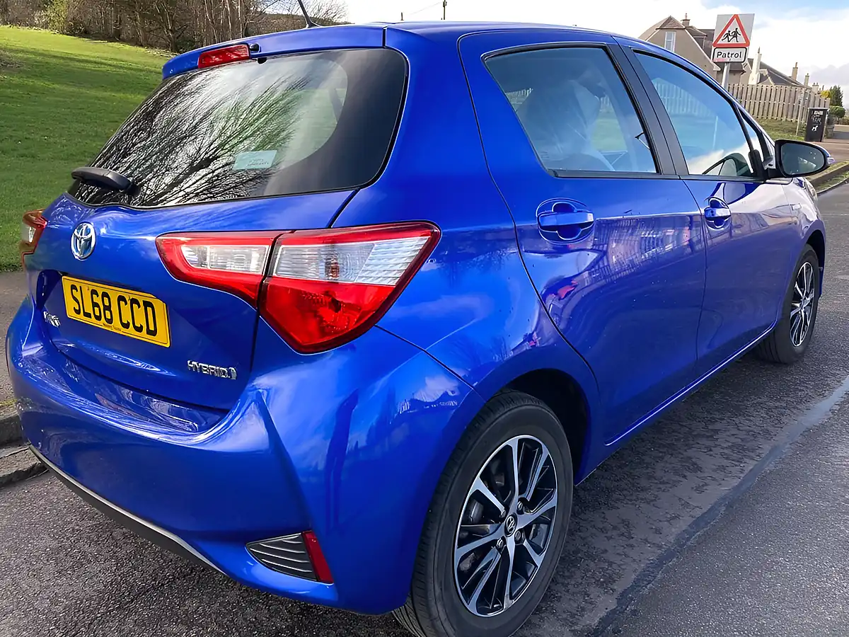 Used 2018 Toyota Yaris Icon Tech Blue - Interior and Exterior details 3