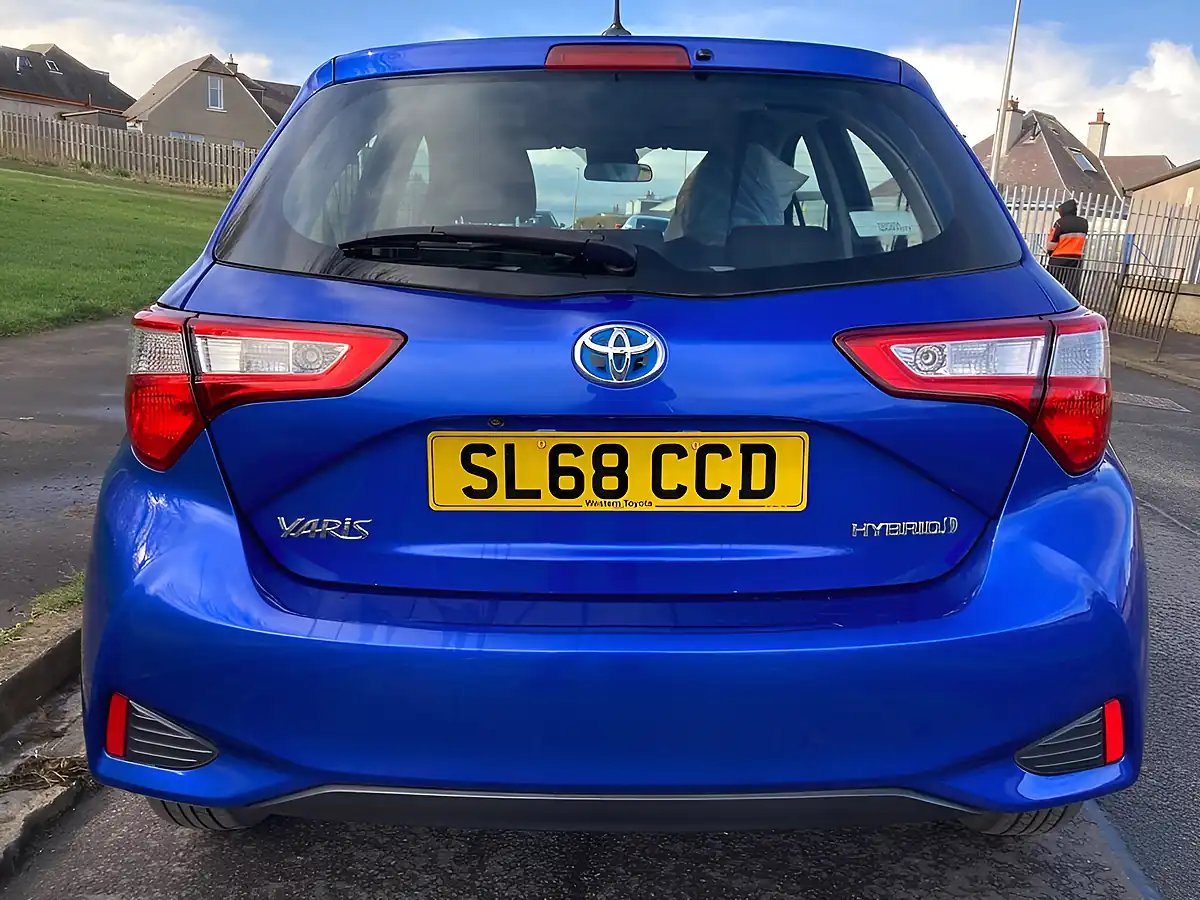 Used 2018 Toyota Yaris Icon Tech Blue - Interior and Exterior details 4