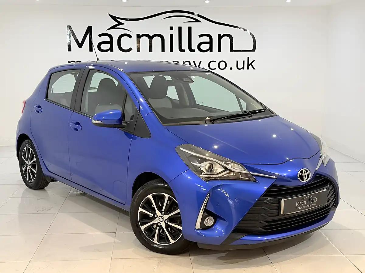 Used 2018 Toyota Yaris Icon Tech Blue - Front View