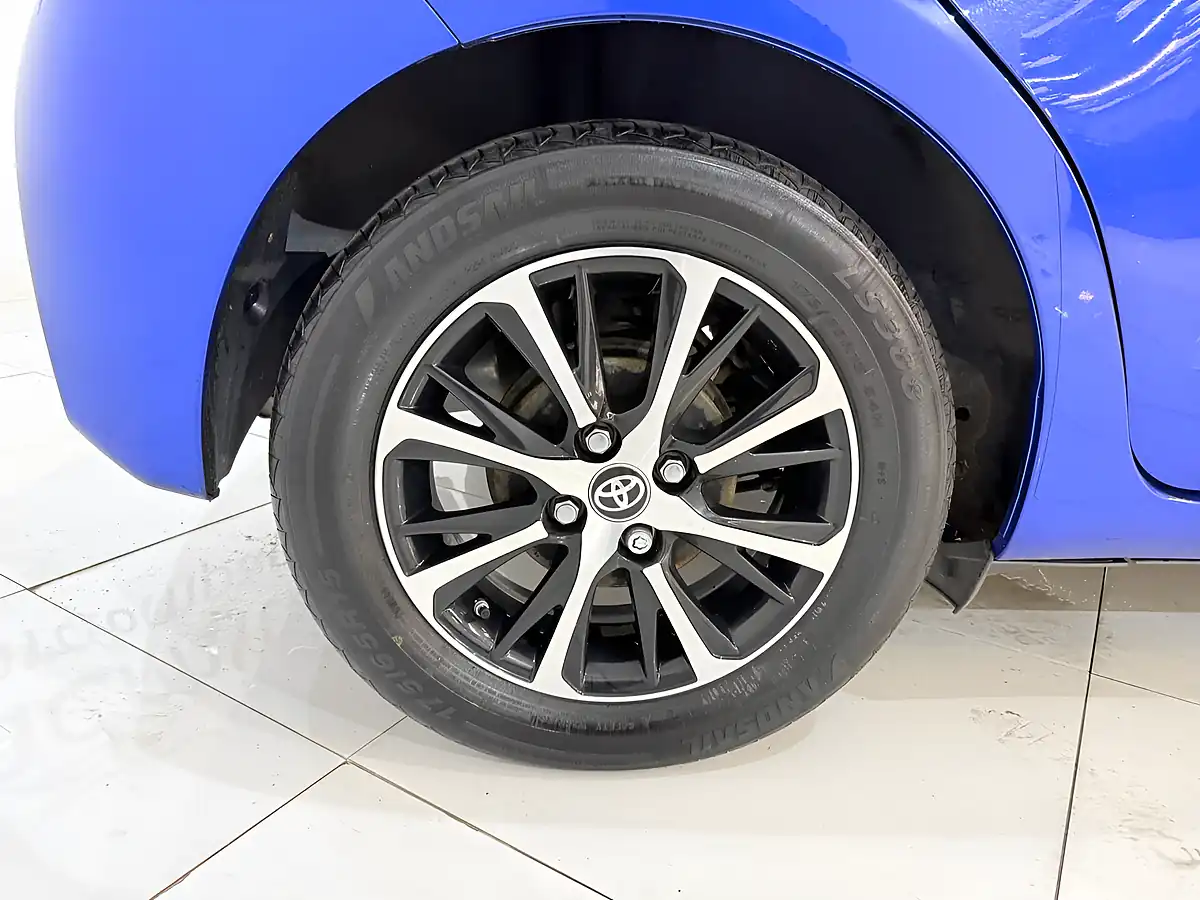 Used 2018 Toyota Yaris Icon Tech Blue - Interior and Exterior details 16