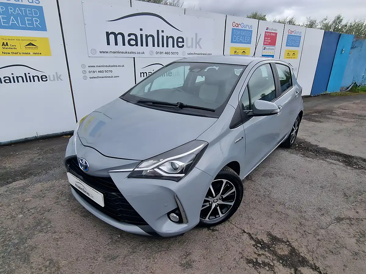 Used 2018 Toyota Yaris Icon Tech Grey - Interior and Exterior details 11