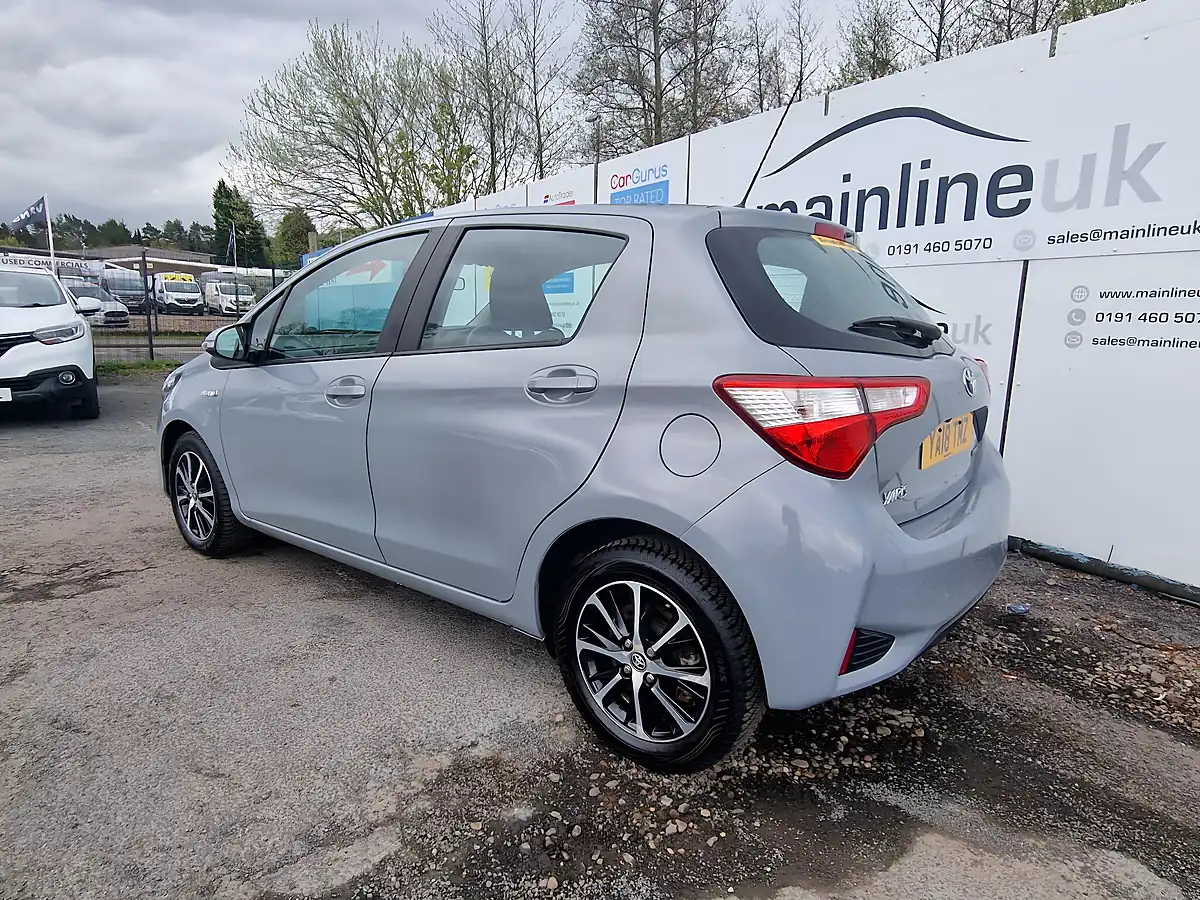 Used 2018 Toyota Yaris Icon Tech Grey - Interior and Exterior details 16