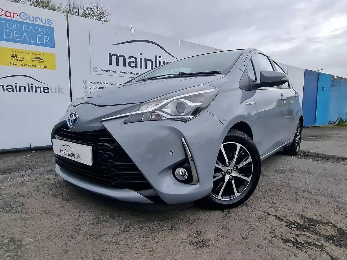 Used 2018 Toyota Yaris Icon Tech Grey - Interior and Exterior details 2