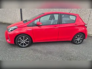 Used 2018 Toyota Yaris Icon Tech Red - Interior and Exterior details 3