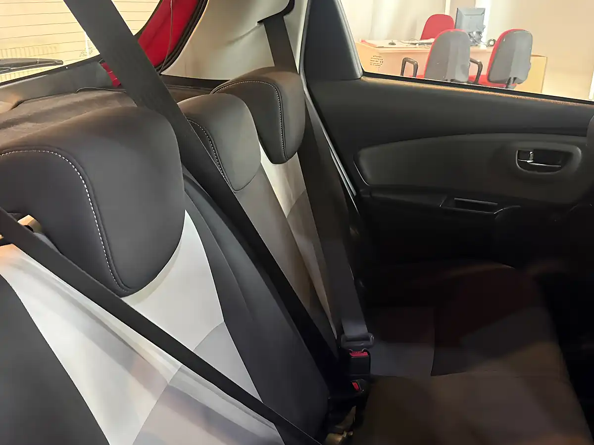 Used 2018 Toyota Yaris Icon Tech Red - Interior and Exterior details 11