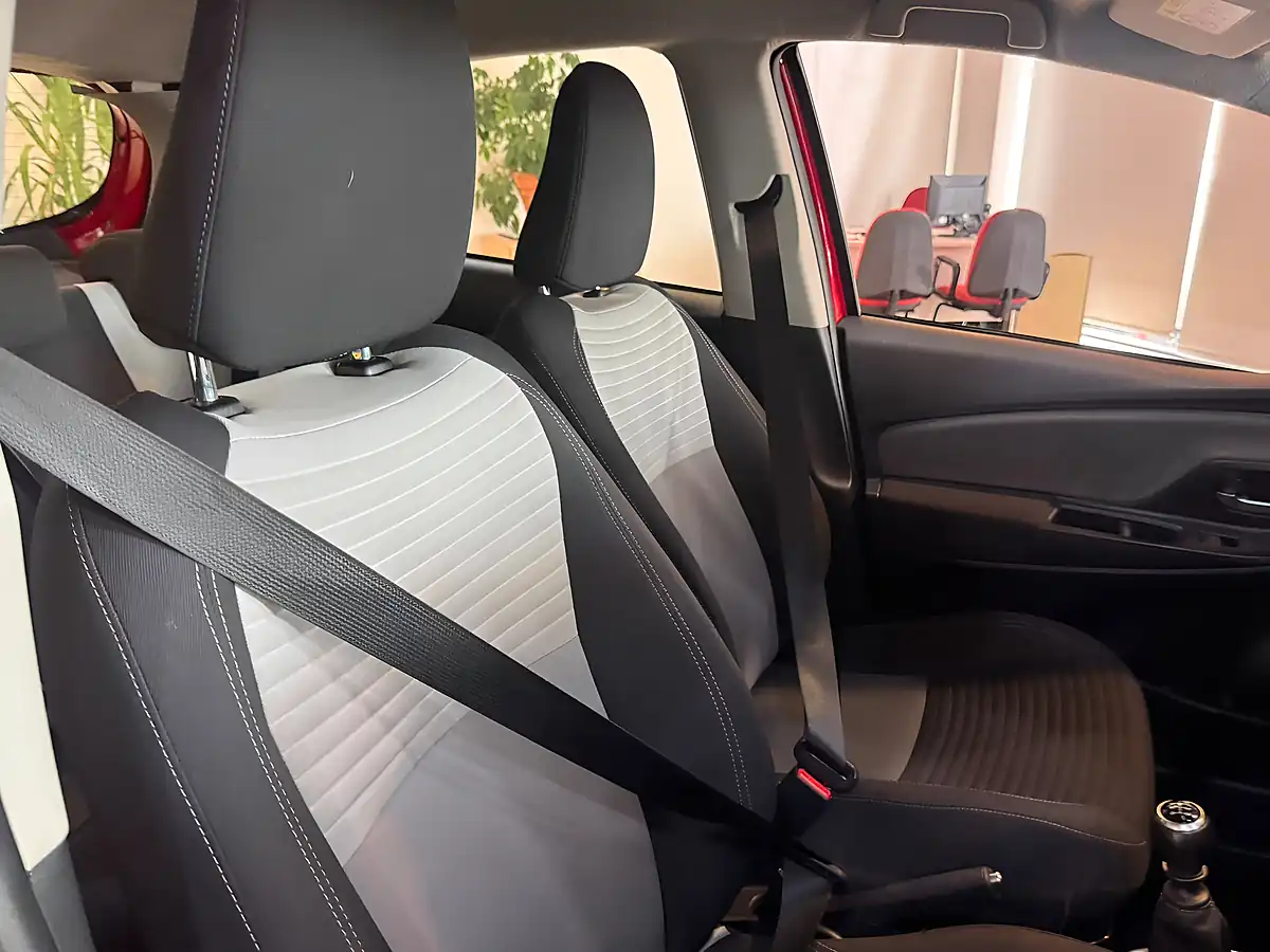 Used 2018 Toyota Yaris Icon Tech Red - Interior and Exterior details 13
