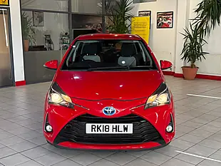 Used 2018 Toyota Yaris Icon Tech Red - Interior and Exterior details 4