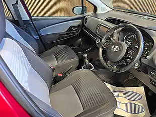 Used 2018 Toyota Yaris Icon Tech Red - Interior and Exterior details 11