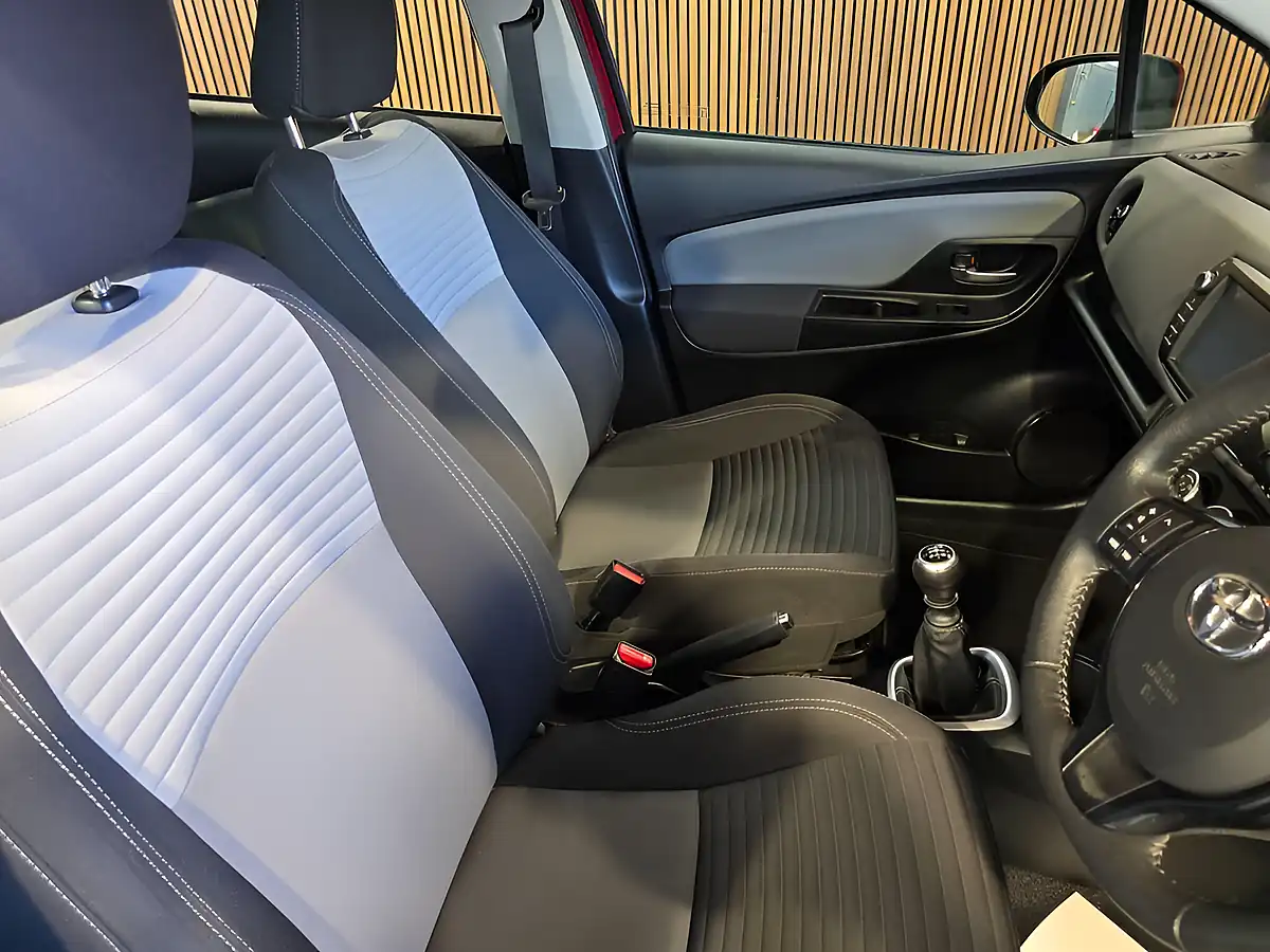 Used 2018 Toyota Yaris Icon Tech Red - Interior and Exterior details 12