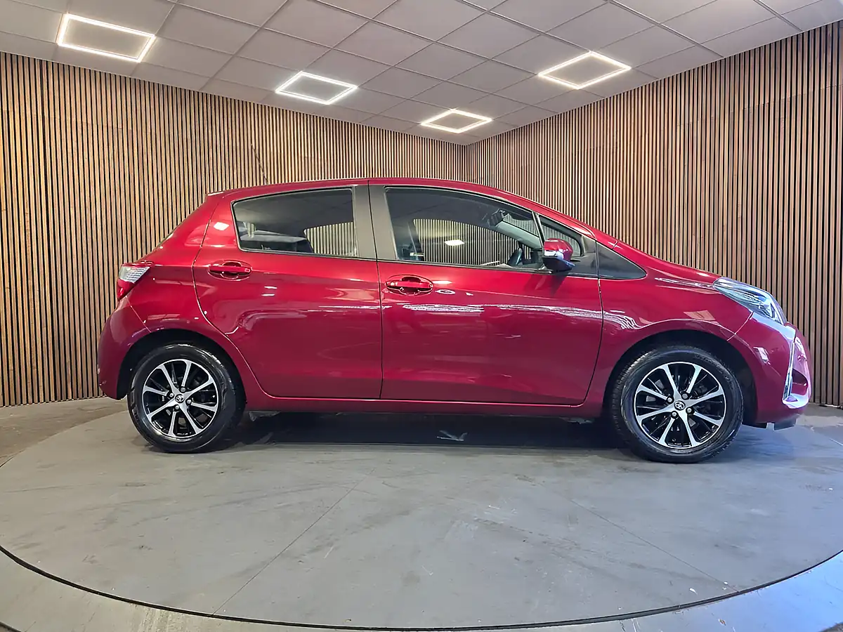 Used 2018 Toyota Yaris Icon Tech Red - Interior and Exterior details 7