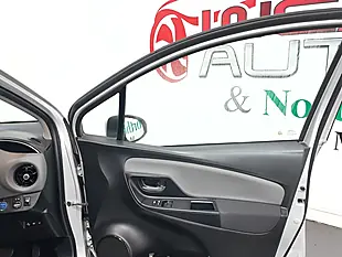 Used 2018 Toyota Yaris Icon Tech Silver - Interior and Exterior details 12