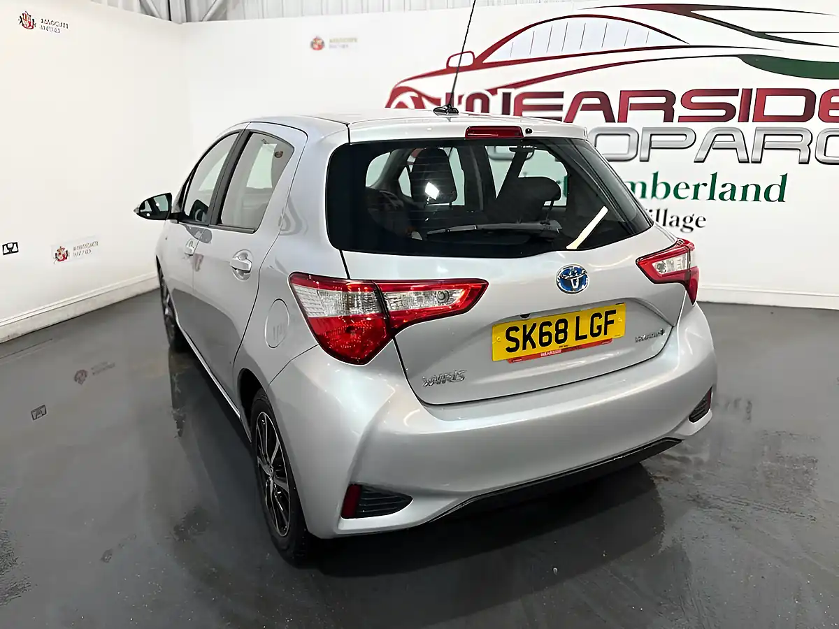 Used 2018 Toyota Yaris Icon Tech Silver - Interior and Exterior details 18