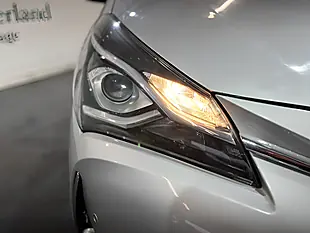 Used 2018 Toyota Yaris Icon Tech Silver - Interior and Exterior details 7