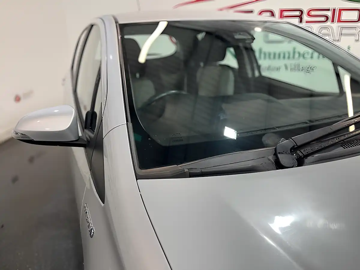 Used 2018 Toyota Yaris Icon Tech Silver - Interior and Exterior details 8